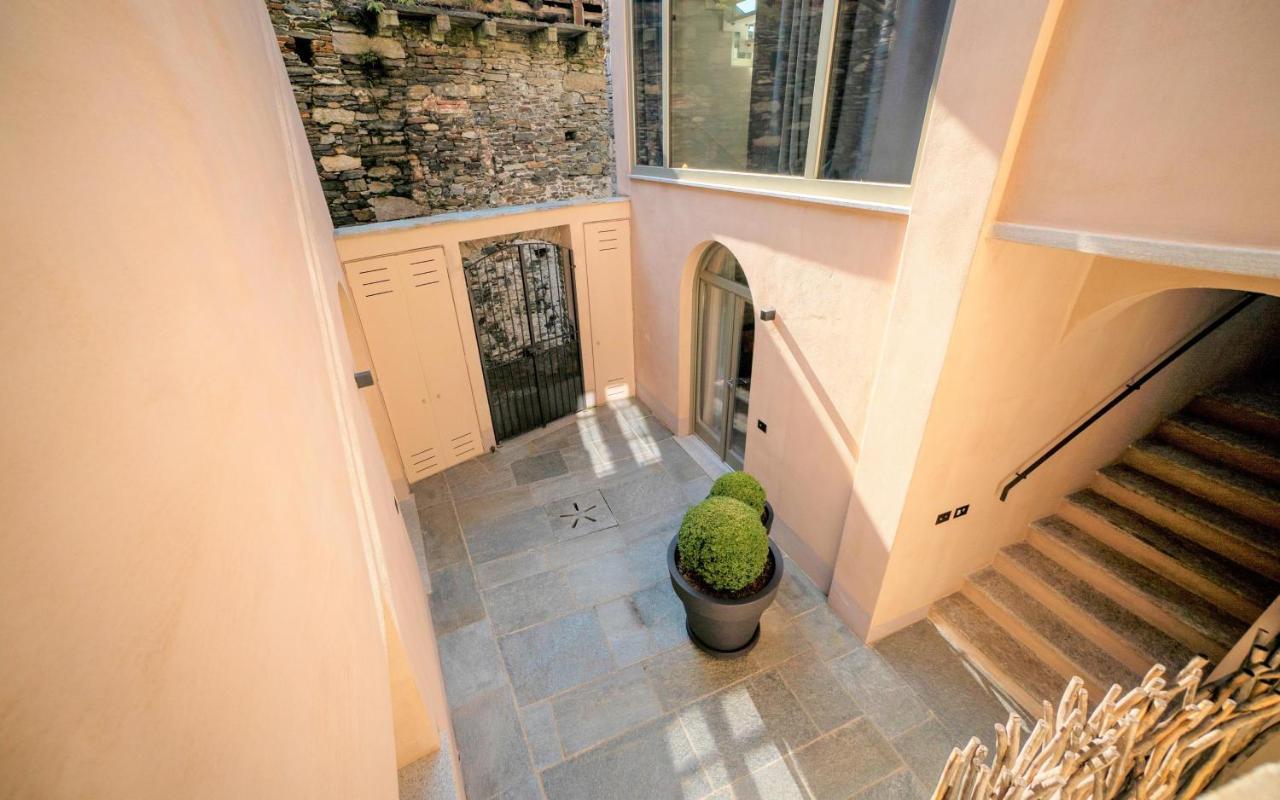 Bifora65 Flats And Garden - Lakeview Apartment ออร์ตาซันจูลิโอ ภายนอก รูปภาพ