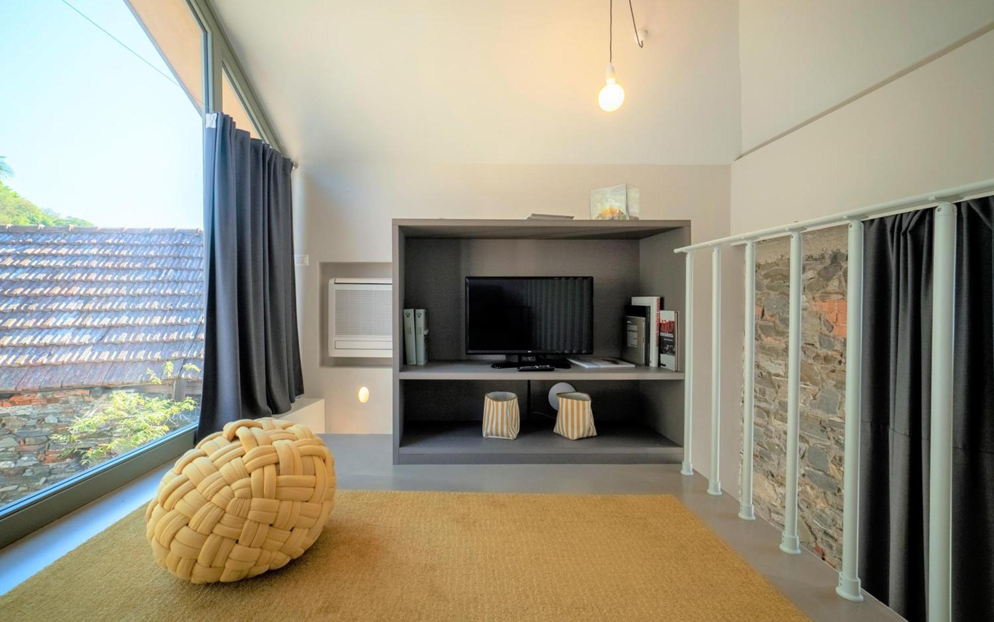 Bifora65 Flats And Garden - Lakeview Apartment ออร์ตาซันจูลิโอ ภายนอก รูปภาพ