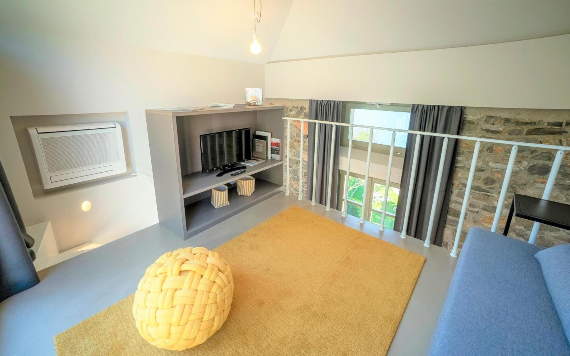 Bifora65 Flats And Garden - Lakeview Apartment ออร์ตาซันจูลิโอ ภายนอก รูปภาพ